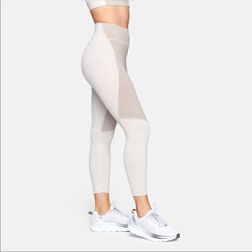 NWT Outdoor voices 7/8 two tone leggings